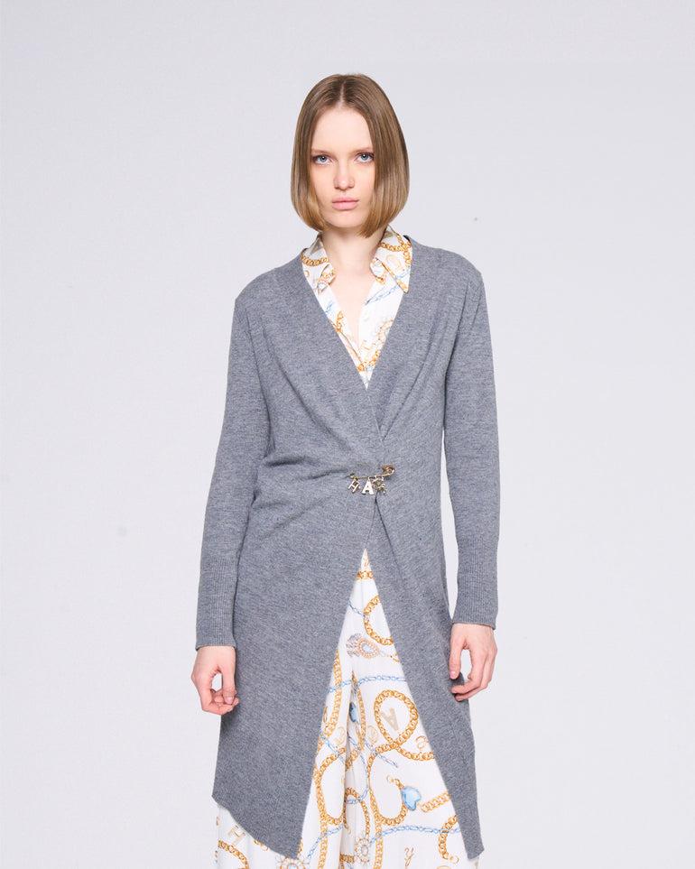 Silvian Heach Cardigan lungo con spilla Fino al 55% di sconto