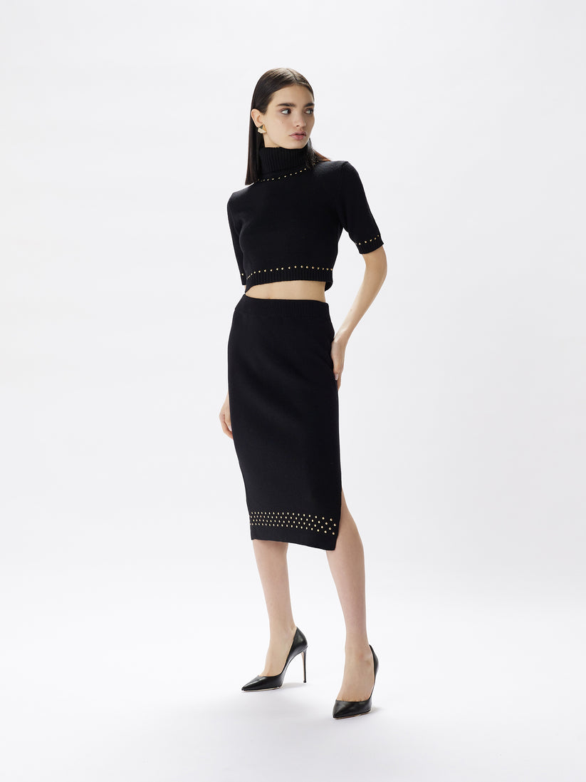 Space Simona Corsellini Maglia dolcevita cropped in misto lana con applicazione borchie In Linea