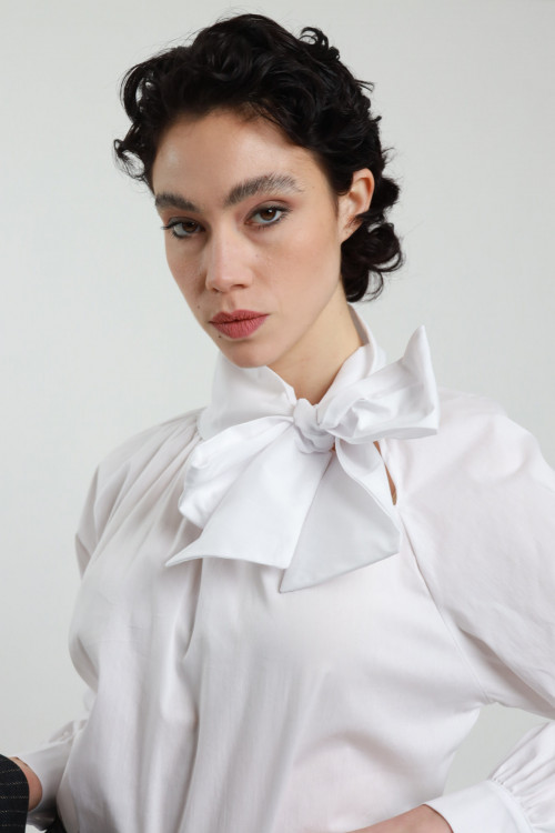 Susy Mix Blusa con Fiocco Affare Del Giorno