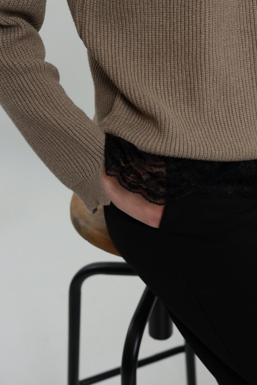 Susy Mix Pull Orlo in Pizzo Sconti questo mese