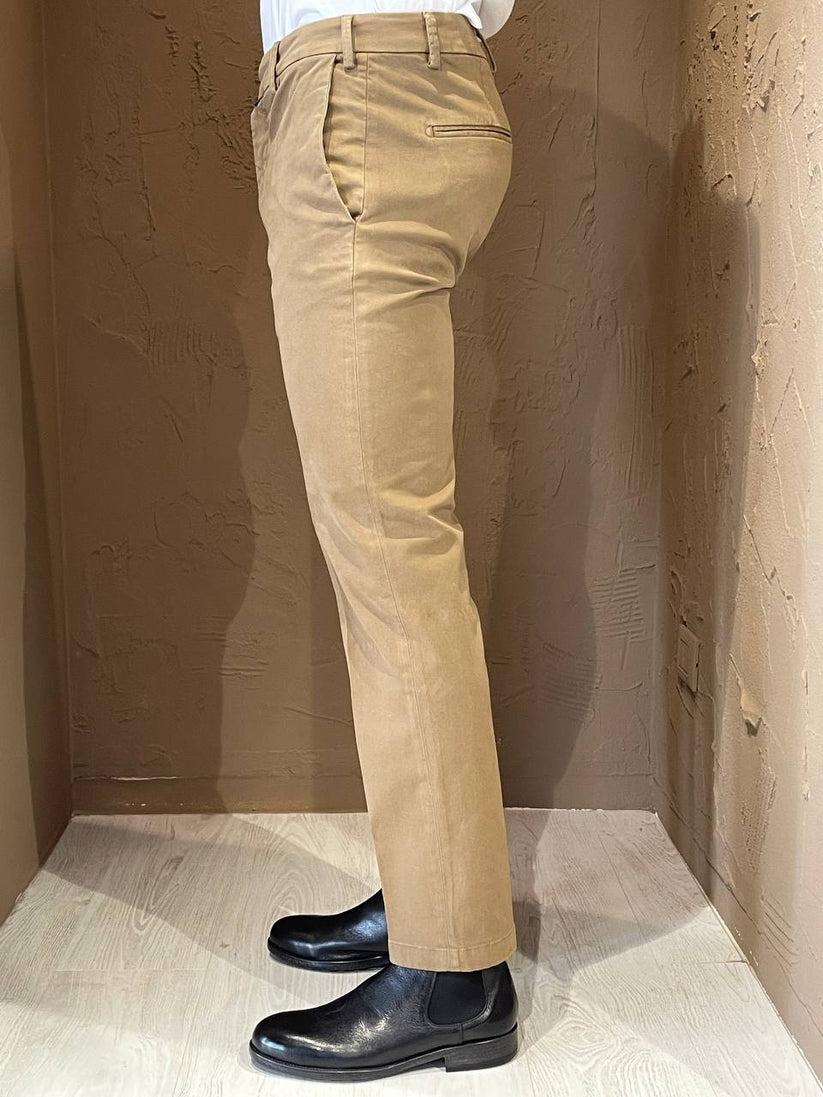 Underground Couture Chino Fango Negozio