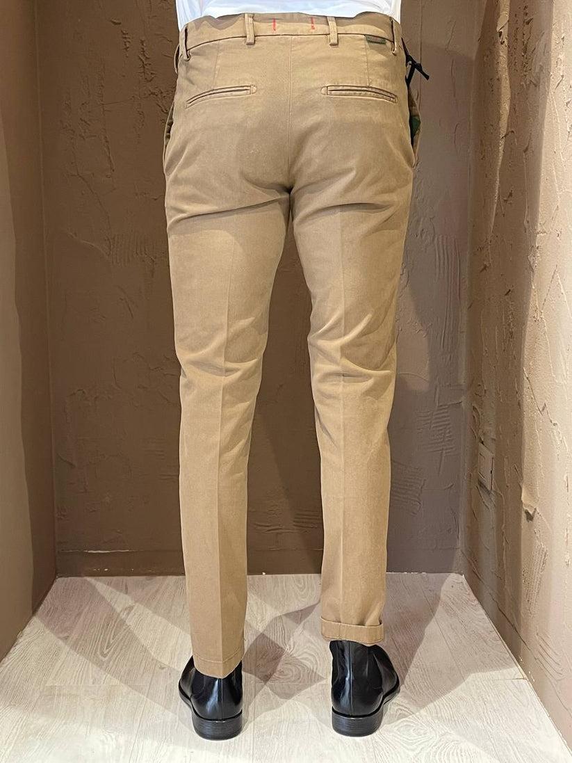Underground Couture Chino Fango Negozio