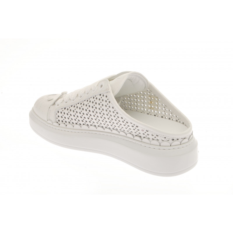 Vivetta SNEAKERS SABOT GATTO TRAFORATA Italia